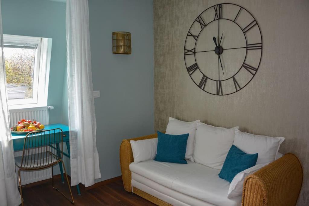 Moderne Ferienwohnung Merano Exteriör bild