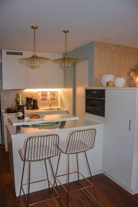 Moderne Ferienwohnung Merano Exteriör bild