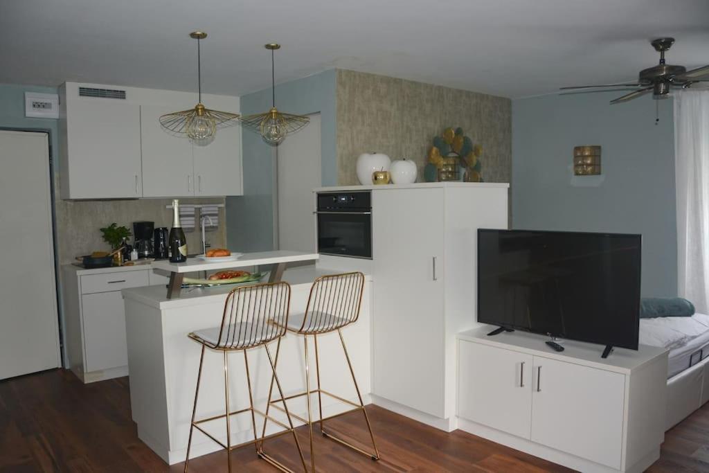 Moderne Ferienwohnung Merano Exteriör bild