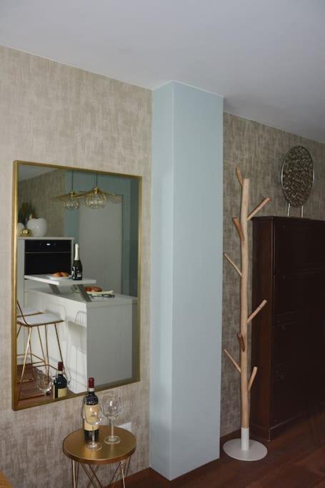 Moderne Ferienwohnung Merano Exteriör bild
